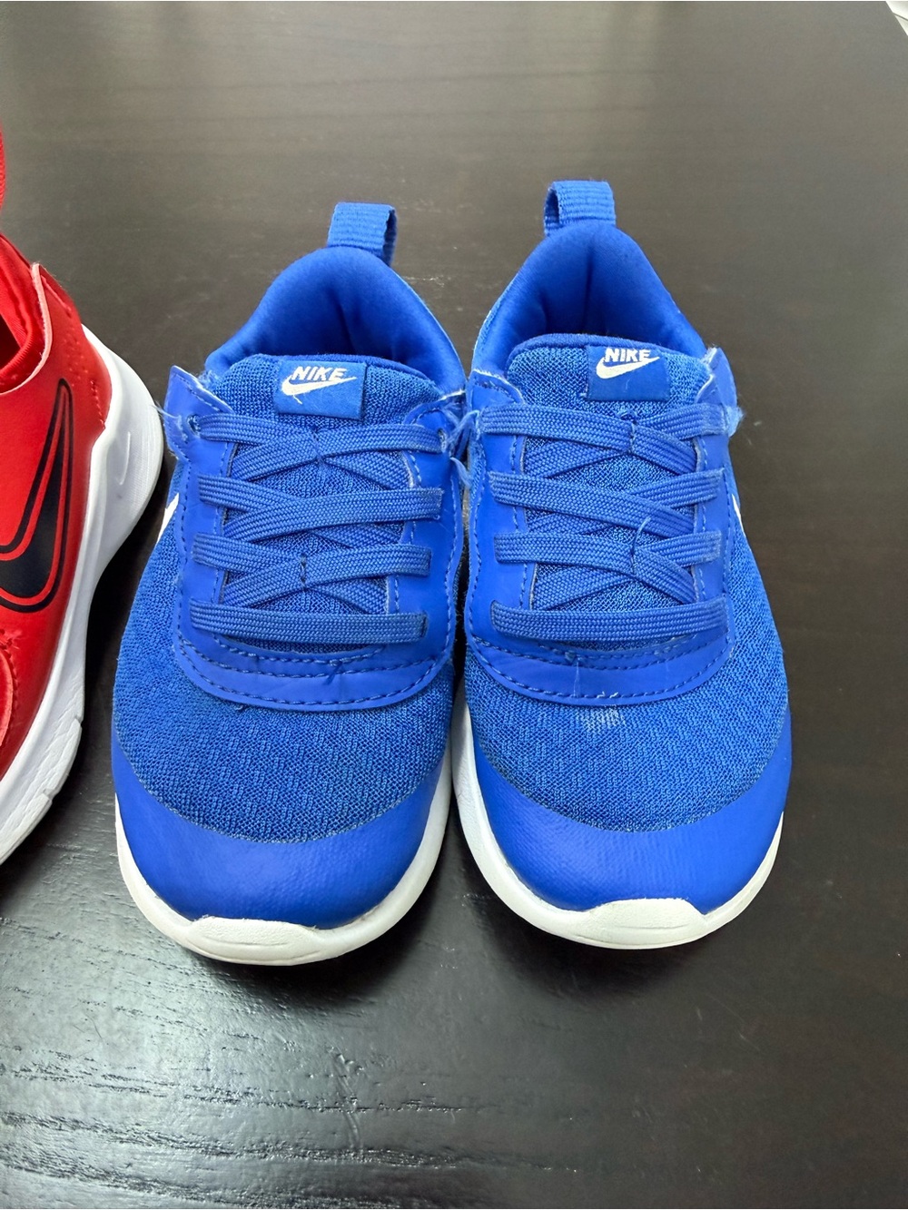 Nike Kids sneakers lot of 2 - Picture 4 of 6